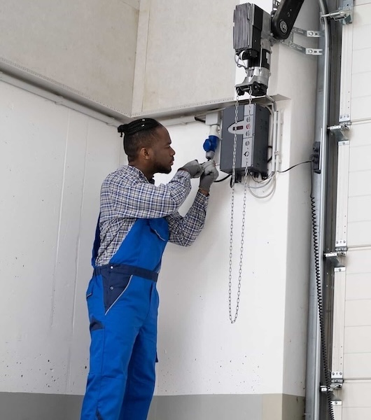 Commercial Overhead Door Repair/Service
